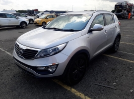 2010 KIA SPORTAGE 2.0crdi manual