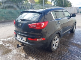 2010 KIA SPORTAGE 2.0crdi manual