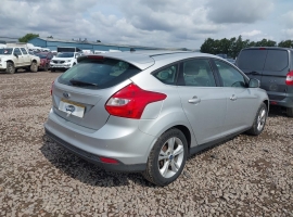 2012 FORD FOCUS 1.6 manual