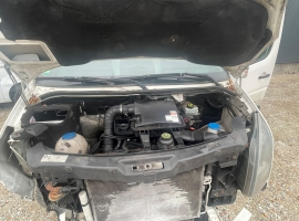 AJ90370 VOLKSWAGEN CRAFTER 2.0D manual, 100 KW, 2013